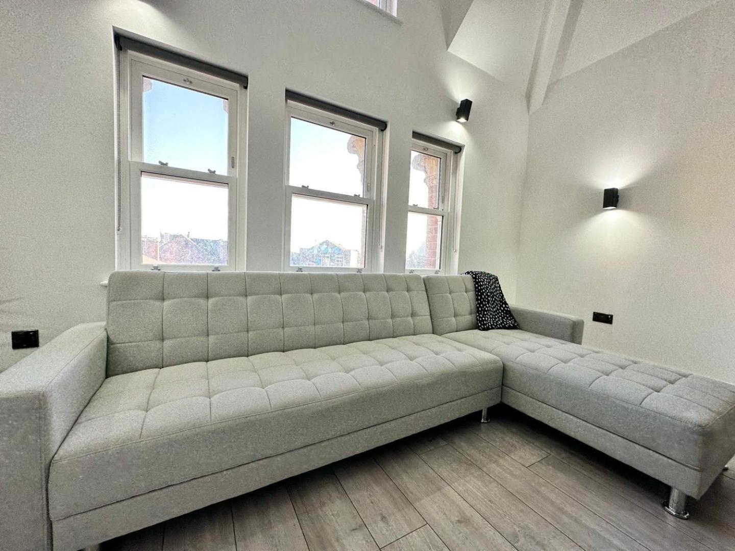 Luxury Duplex City Centre Apartment Leeds  Bagian luar foto