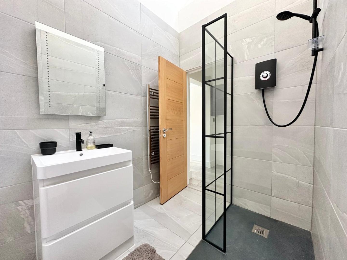 Luxury Duplex City Centre Apartment Leeds  Bagian luar foto